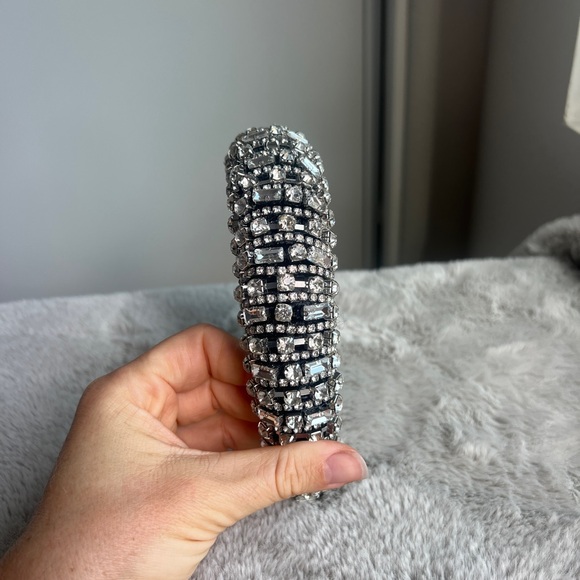 Sparkling Rhinestone Headband - Picture 7 of 7